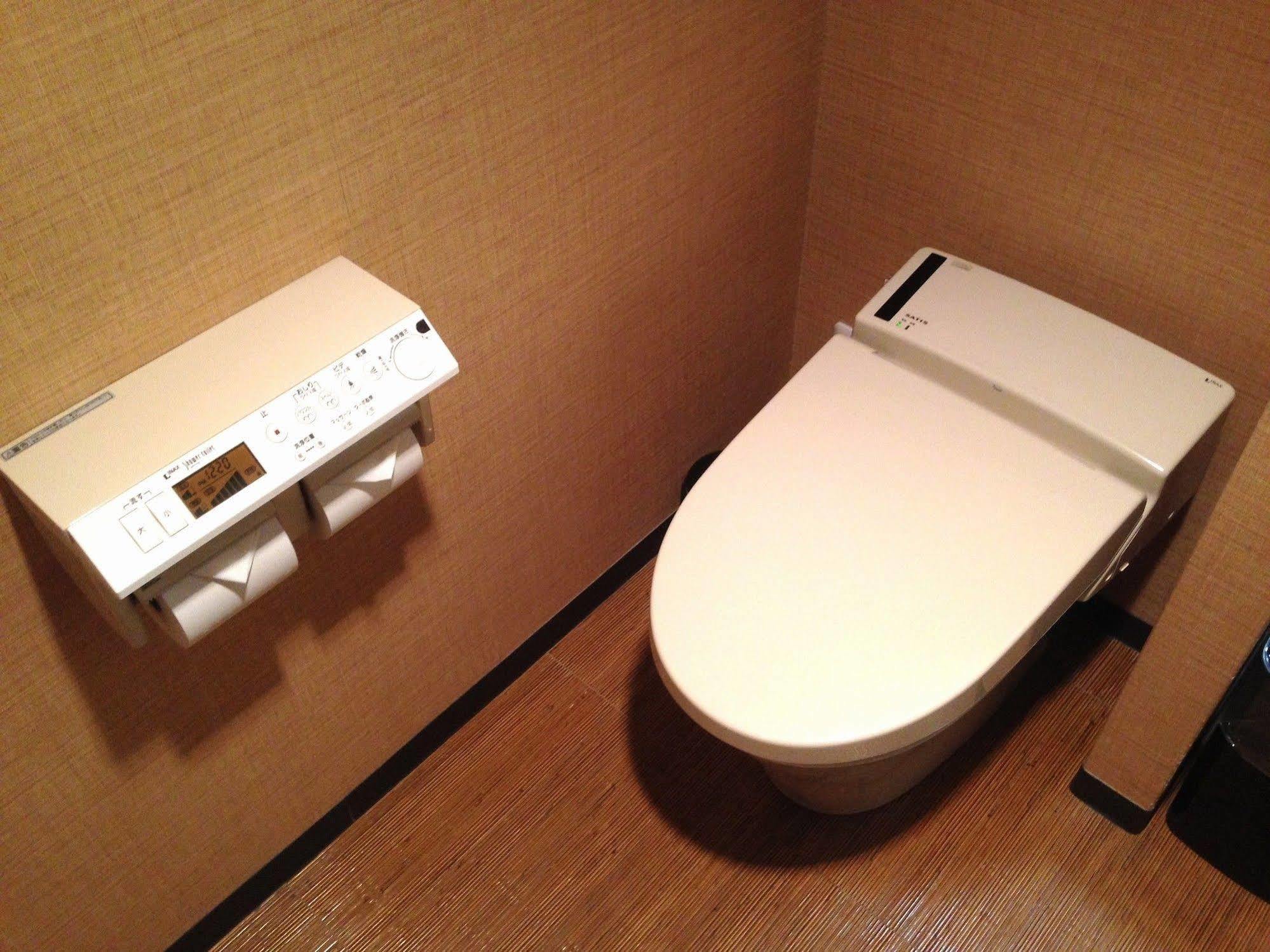 Uehonmachi Plaza Hotel (Adults Only) Osaka Exterior foto