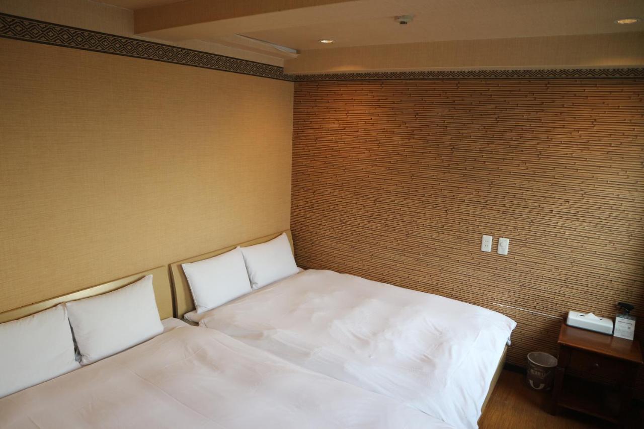 Uehonmachi Plaza Hotel (Adults Only) Osaka Exterior foto