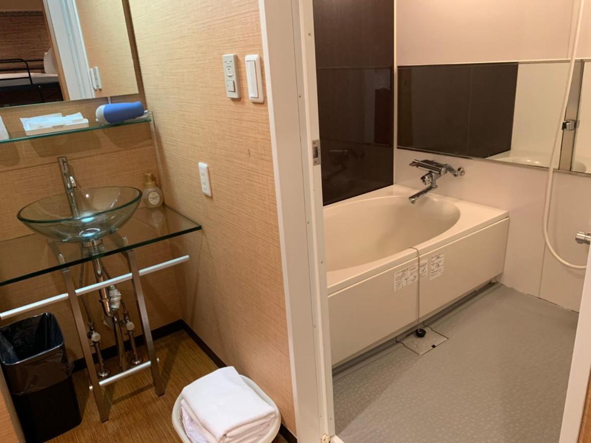 Uehonmachi Plaza Hotel (Adults Only) Osaka Exterior foto